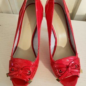 New Hot Red Heels with Peep Toe and the Dainty Bow